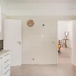 Alapraia Garden & Family | Villa *